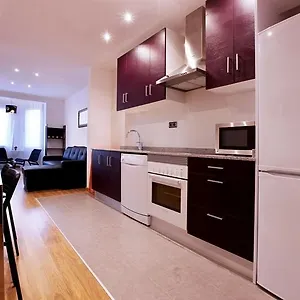 apartment-parkbeach-deluxe.topbarcelonahotels.com/